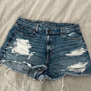 American Eagle Strigid High-Rise Shorts